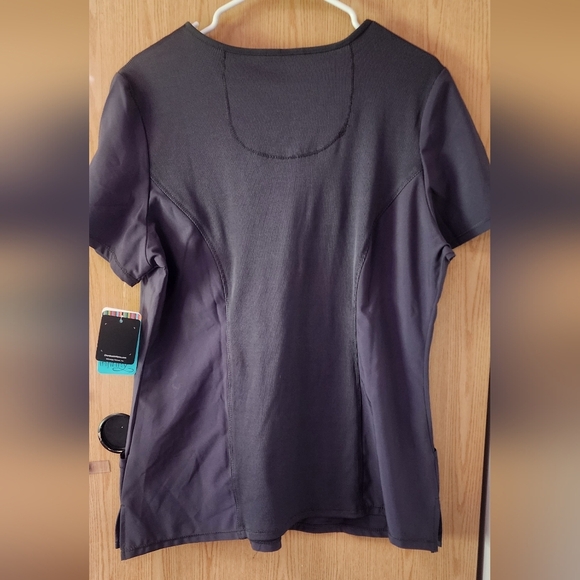 Cherokee Gray Fitted Wrap Short Sleeve Tee - Picture 2 of 5